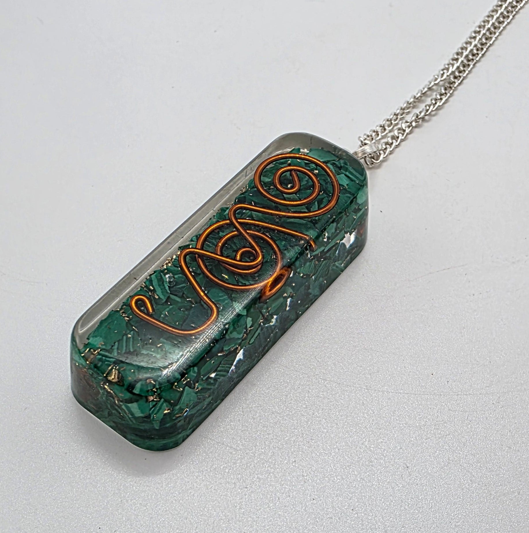 Orgonite Reiki Pendant – 3.5cm – Energy Balancing & Spiritual Growth