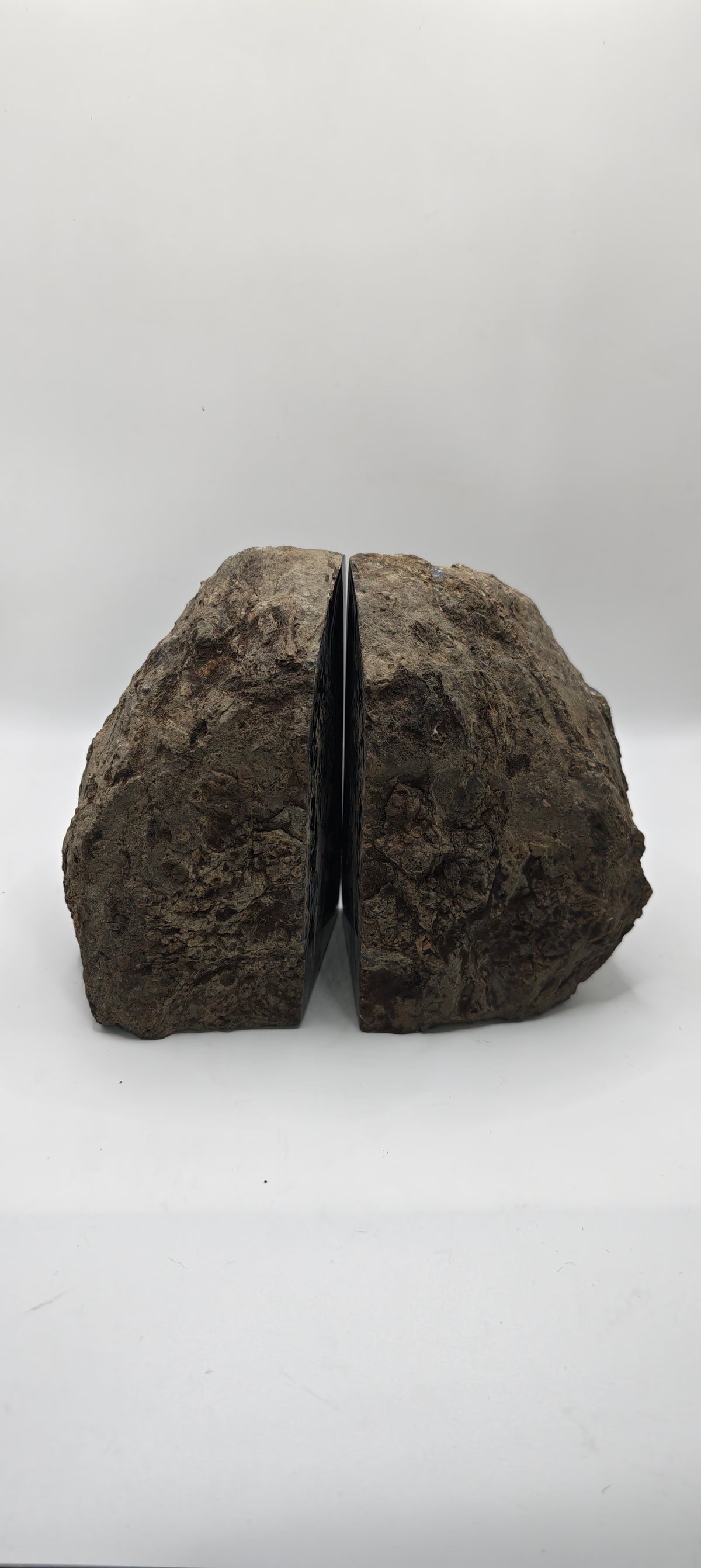 Black & White Agate Bookends – 3.2kg
