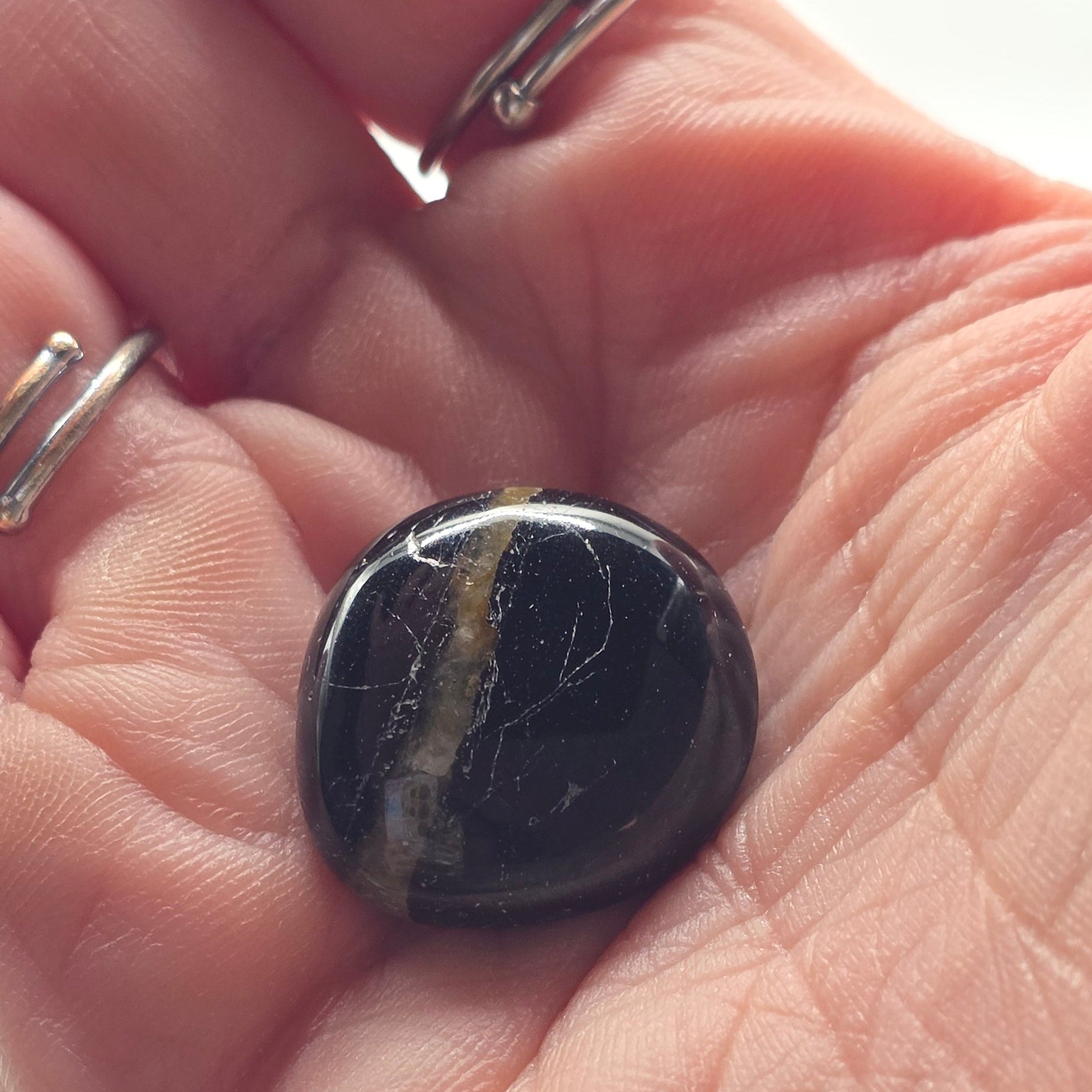 Black Tourmaline Tumbled Stone – 2-3cm – Protection & Grounding