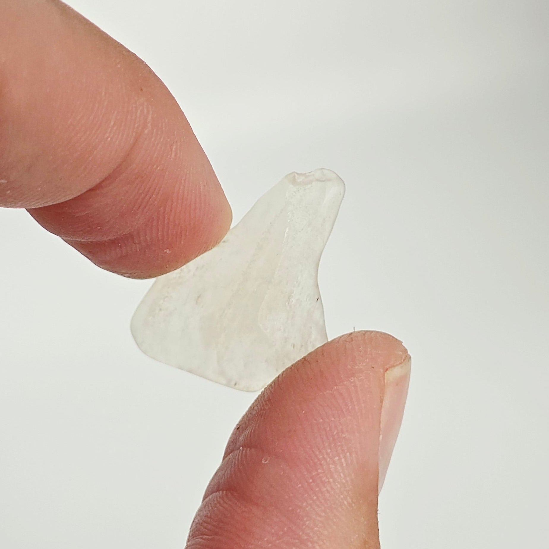 Libyan Desert Glass – Golden Tektite & Solar Energy (02)