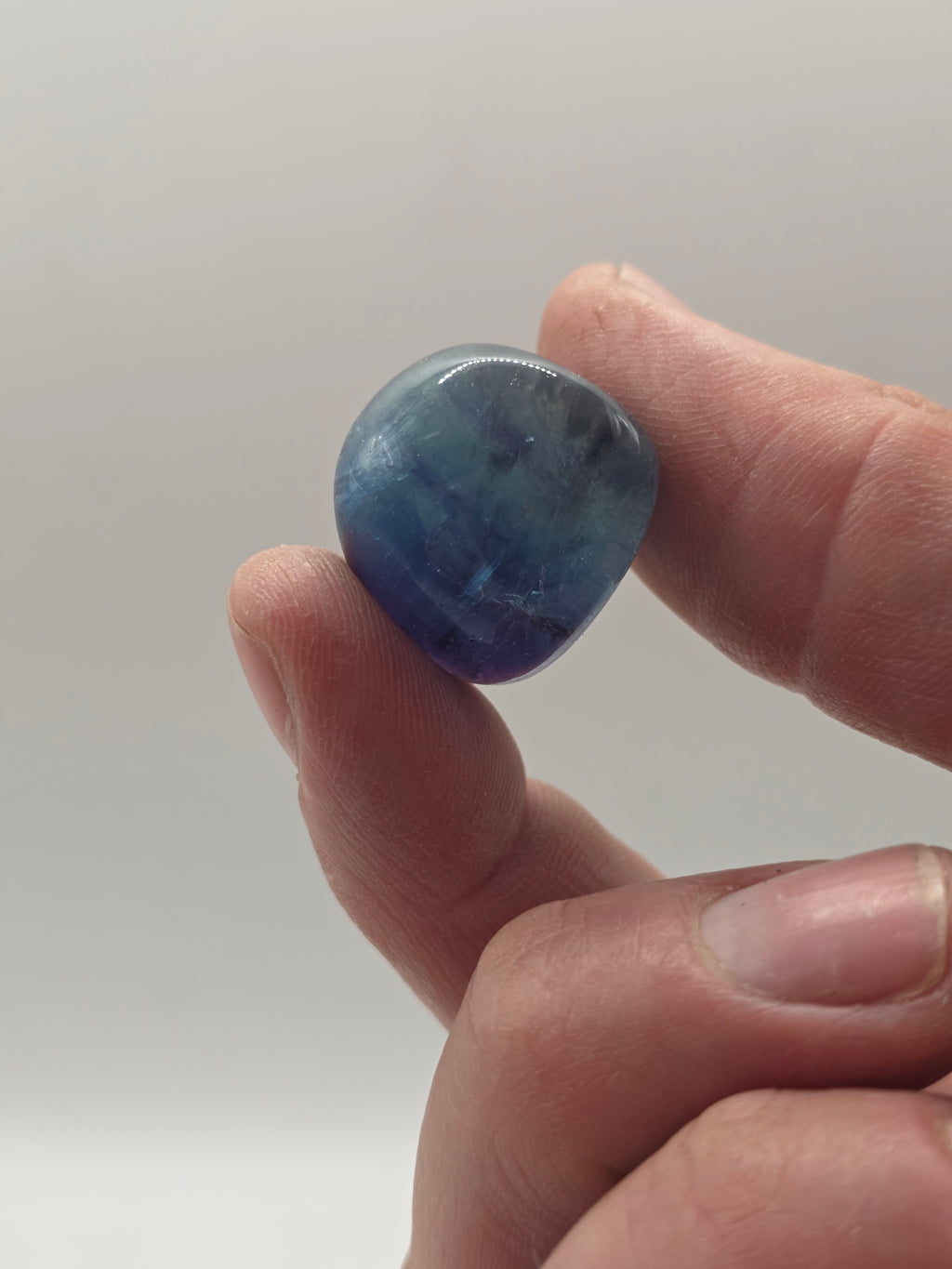 Rainbow Fluorite Tumbled Stone – 2-3cm – Translucent Natural Crystal – Focus & Clarity