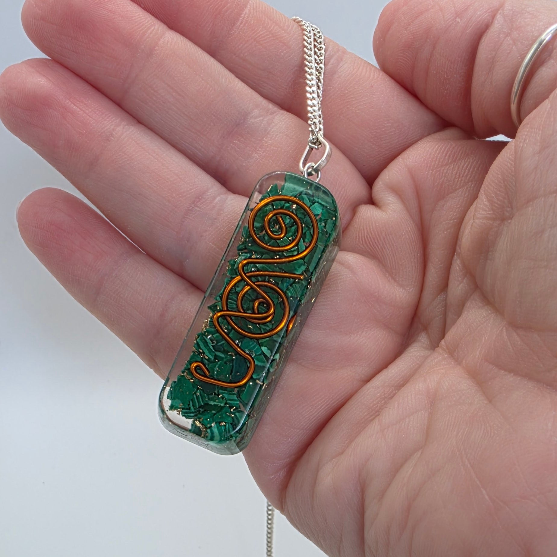 Orgonite Reiki Pendant – 3.5cm – Energy Balancing & Spiritual Growth