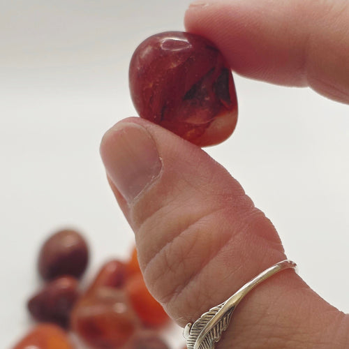 Carnelian Tumblestone – Sacral Chakra Stone for Passion & Courage