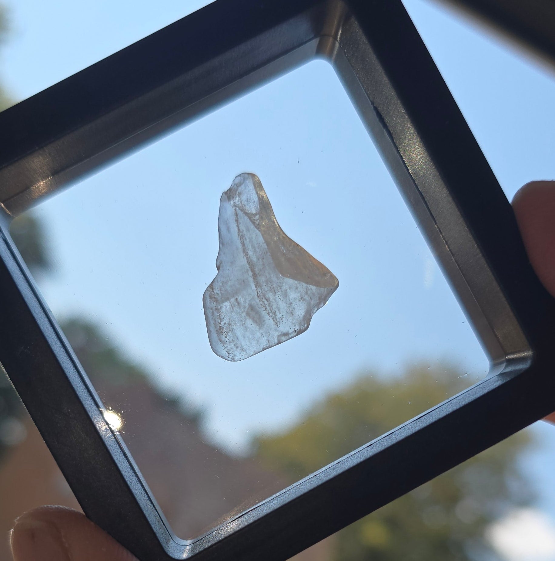Libyan Desert Glass – Golden Tektite & Solar Energy (02)