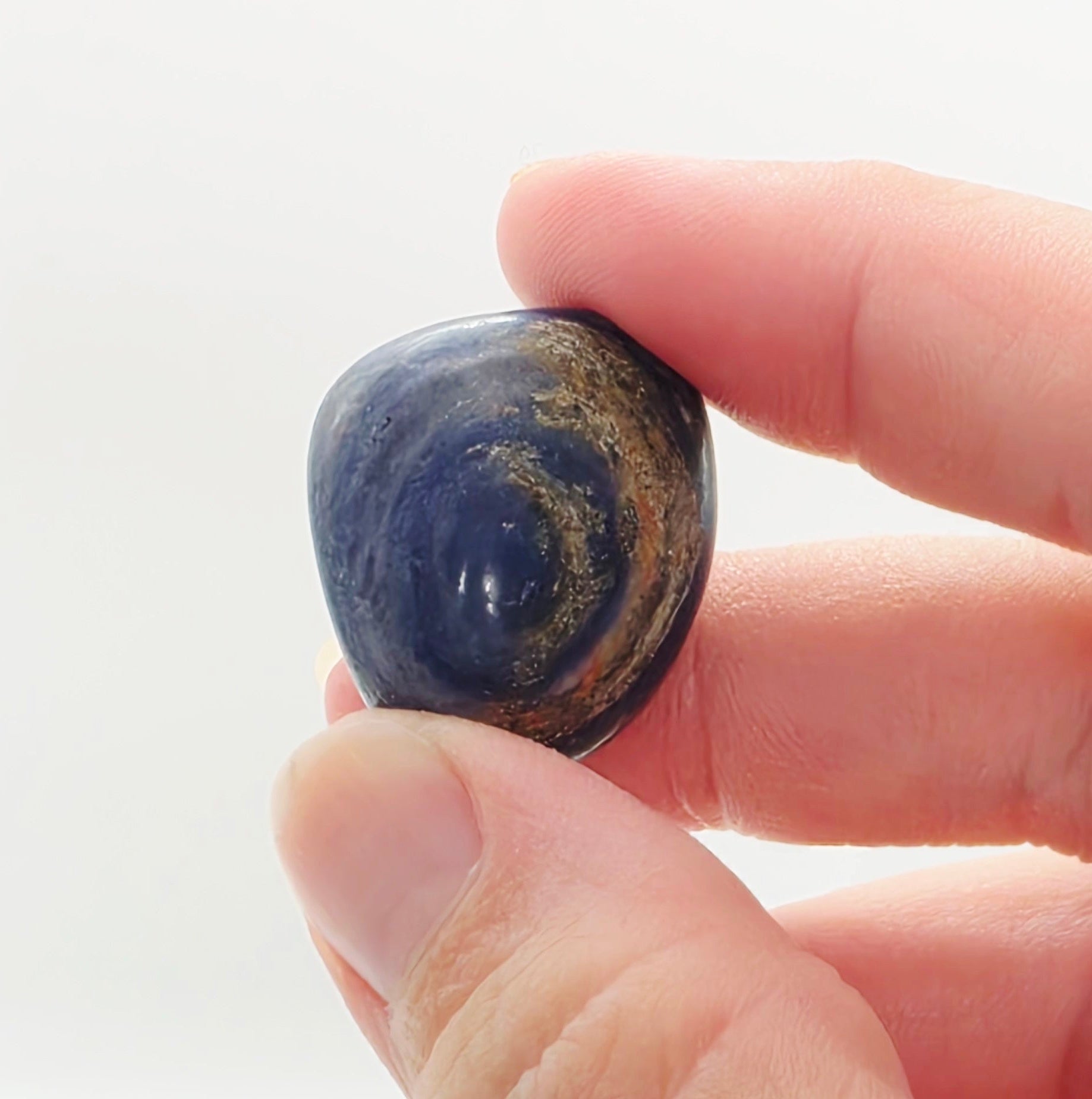 Sodalite Tumblestones – Logic, Truth & Communication