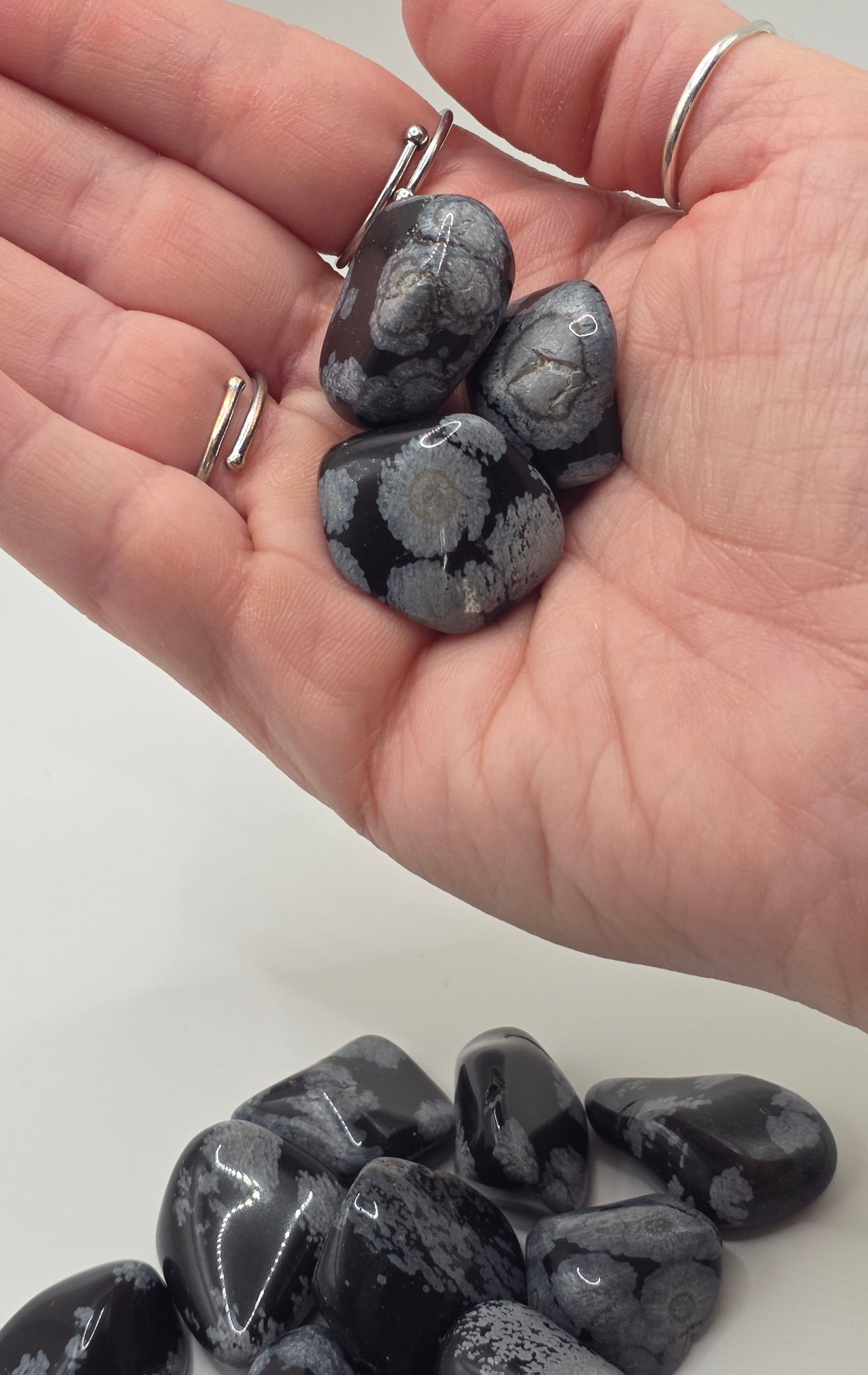 Snowflake Obsidian Tumbled Stone – 2-3cm – Purity & Clarity