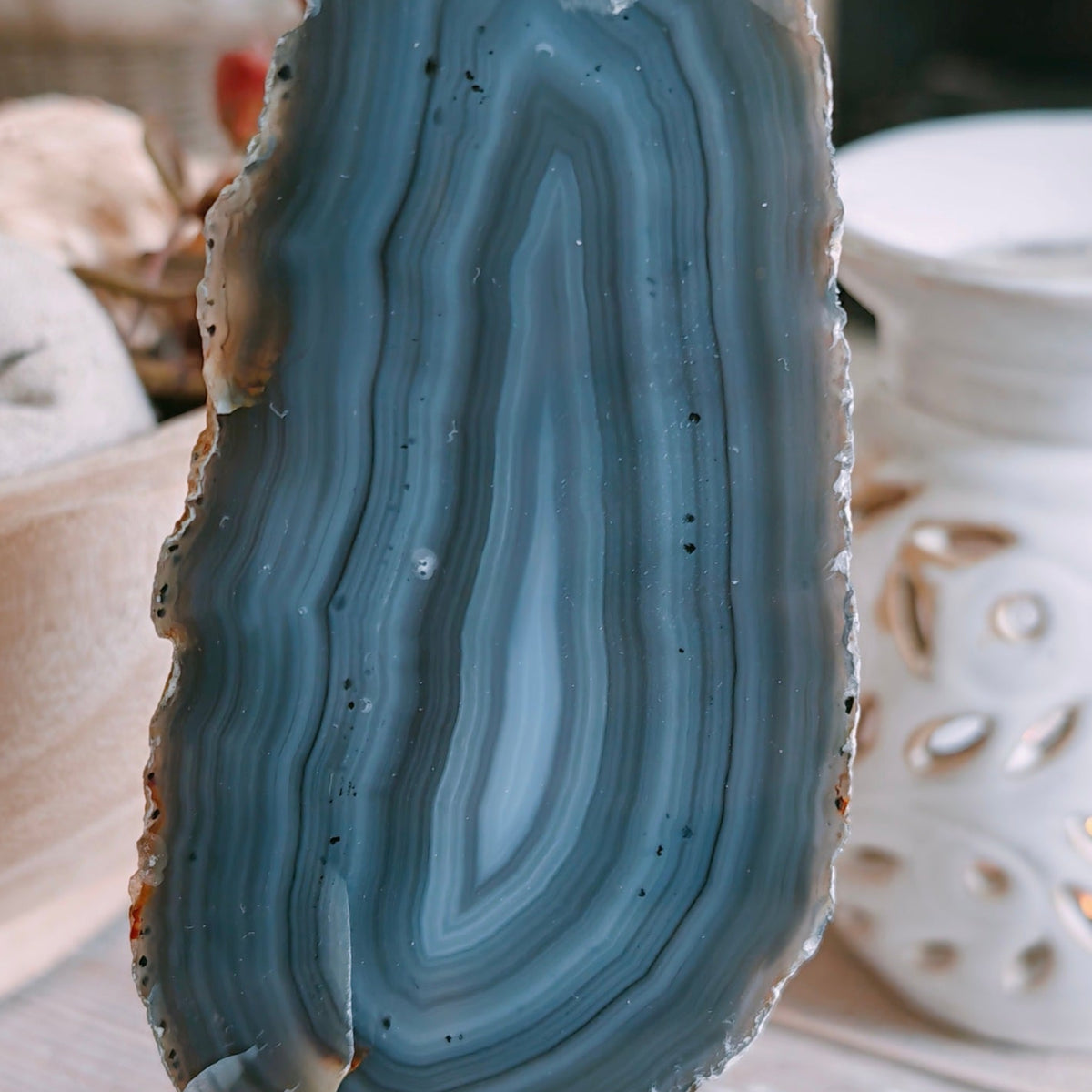 CLose up of the agate banding