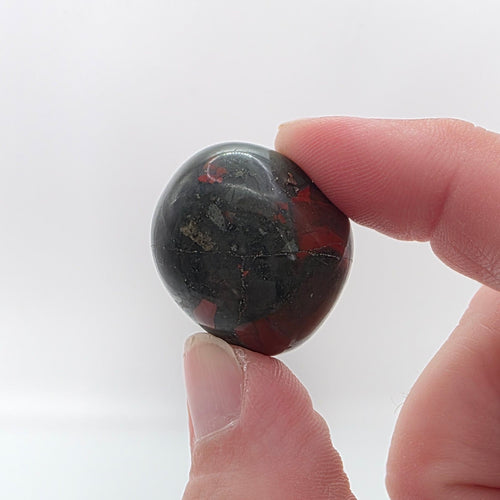Bloodstone Tumblestones – Courage, Vitality & Purification