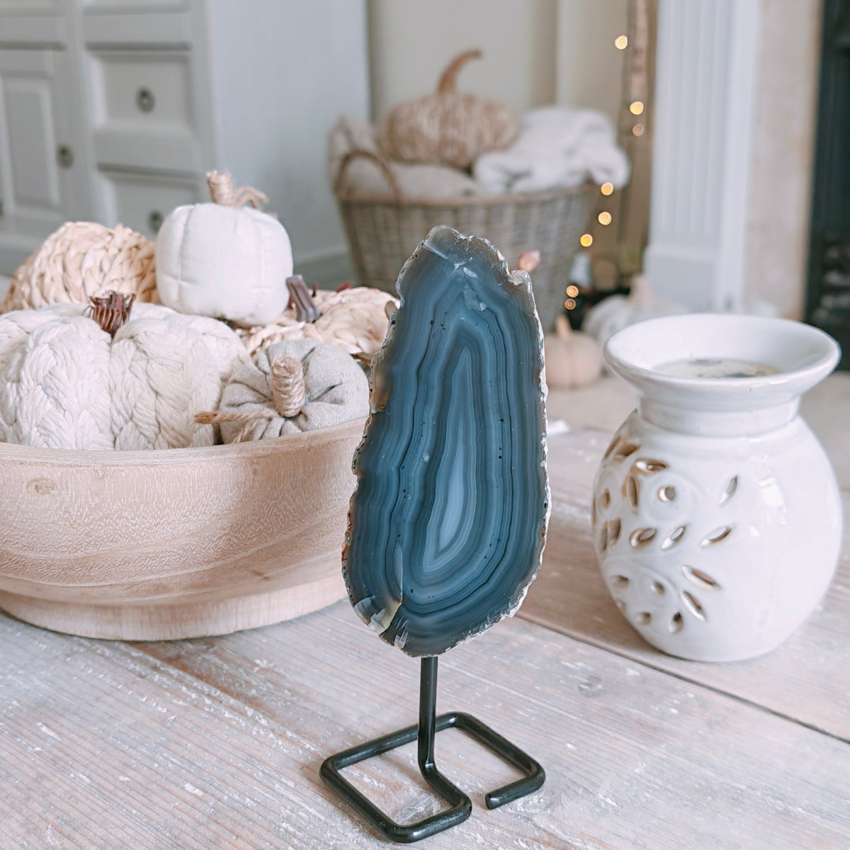 Purple Agate Slice on Stand – 17cm
