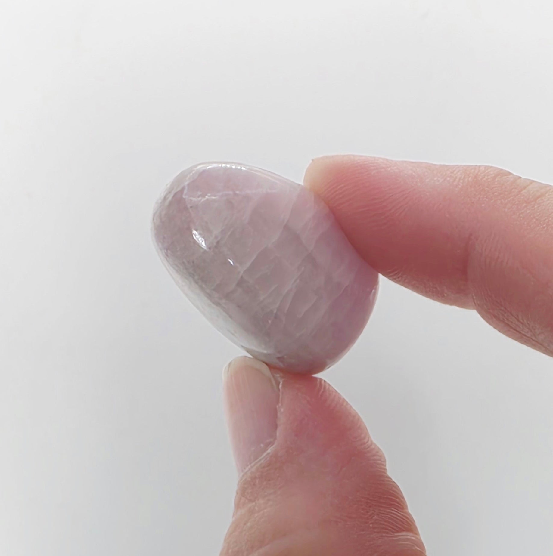 Kunzite Tumblestones – Emotional Healing & Unconditional Love