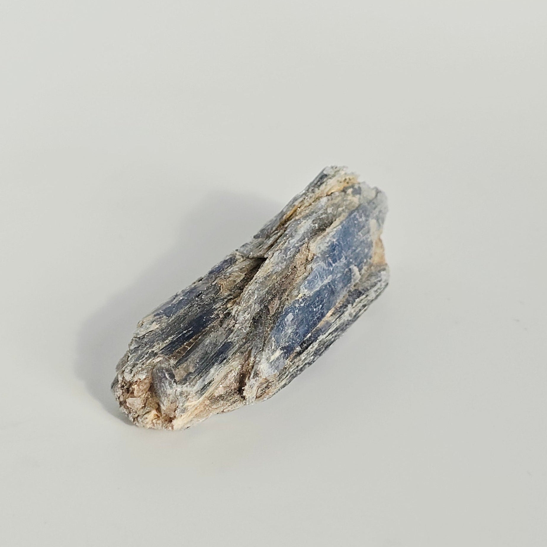 Raw Kyanite Chips – Communication & Psychic Awareness